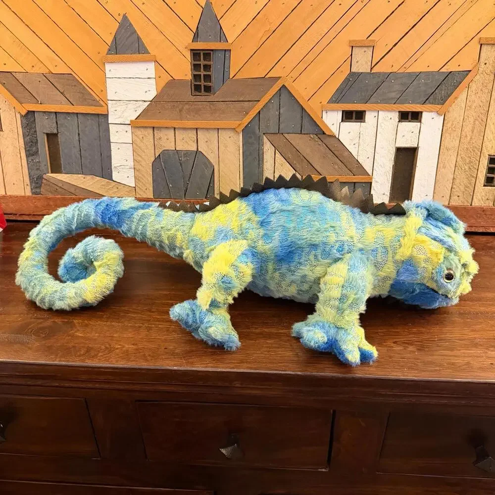 Way to Celebrate! Valentine's‎ Day Chameleon Plush
